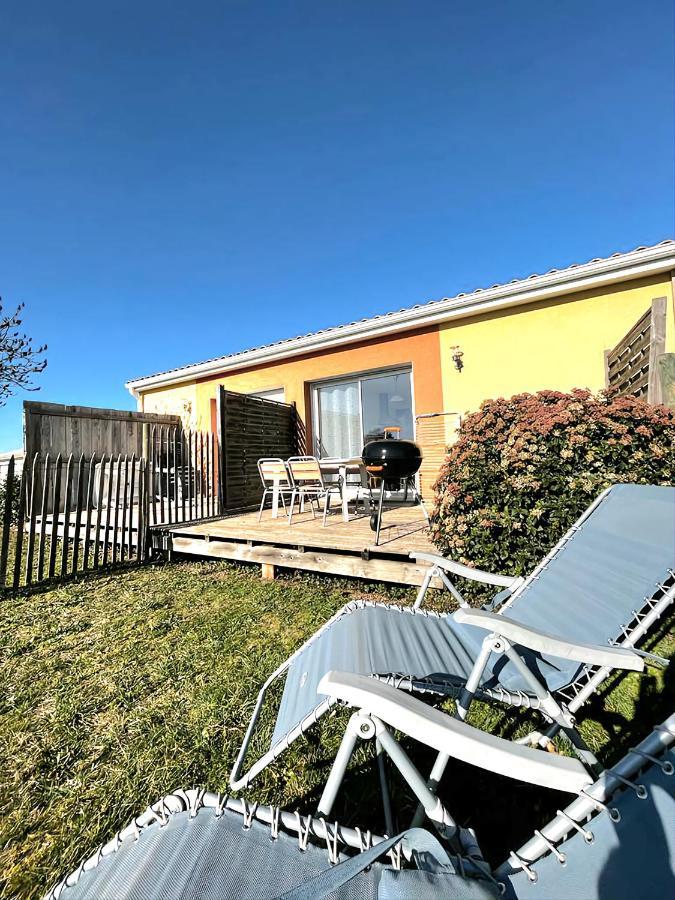 Logement Thermale Et De Tourisme Les Acacias 2 约泽克 外观 照片