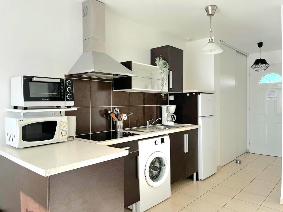 Logement Thermale Et De Tourisme Les Acacias 2 约泽克 外观 照片